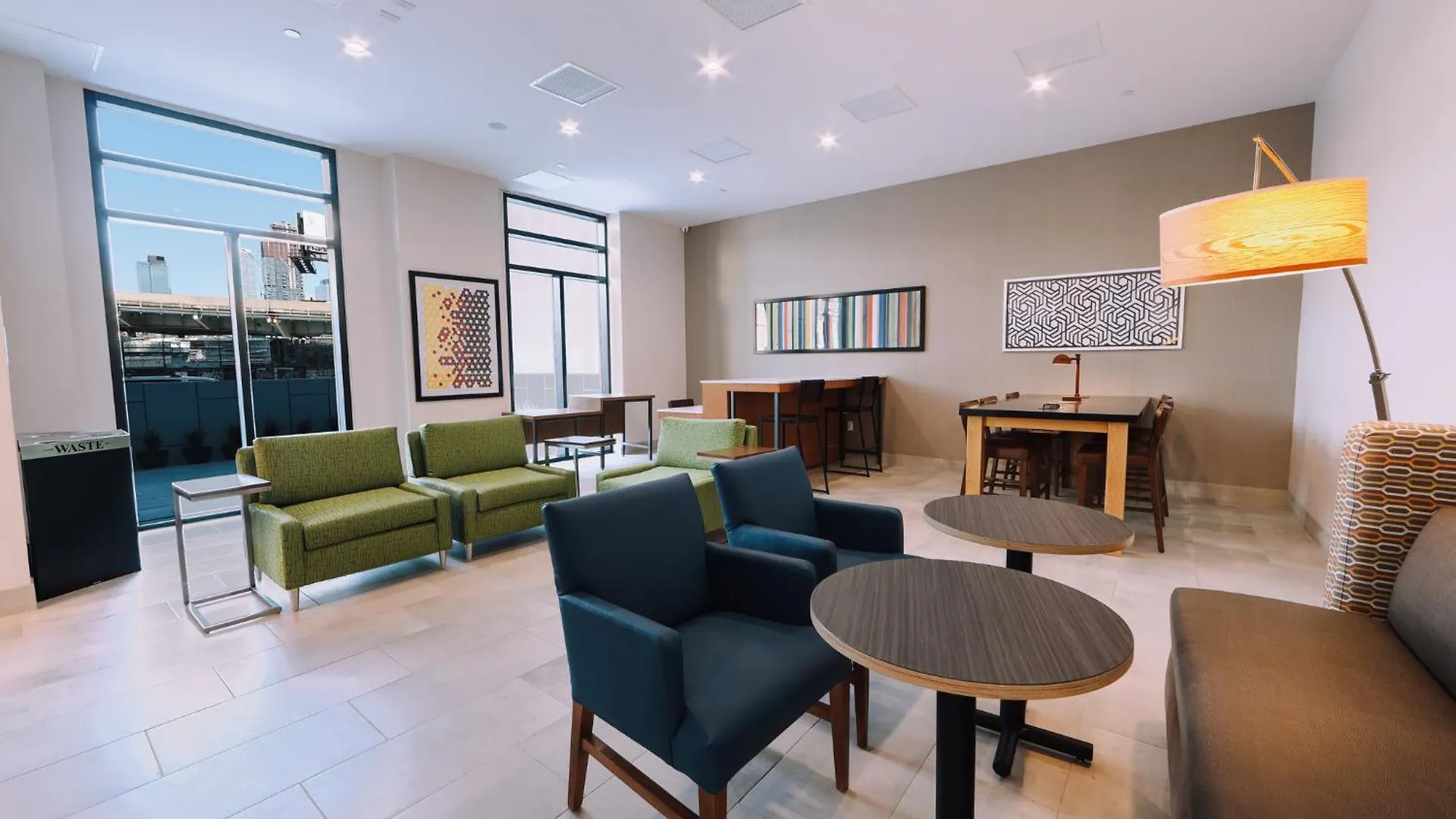 Hotel Holiday Inn Express Long Island City E - New York By Ihg
