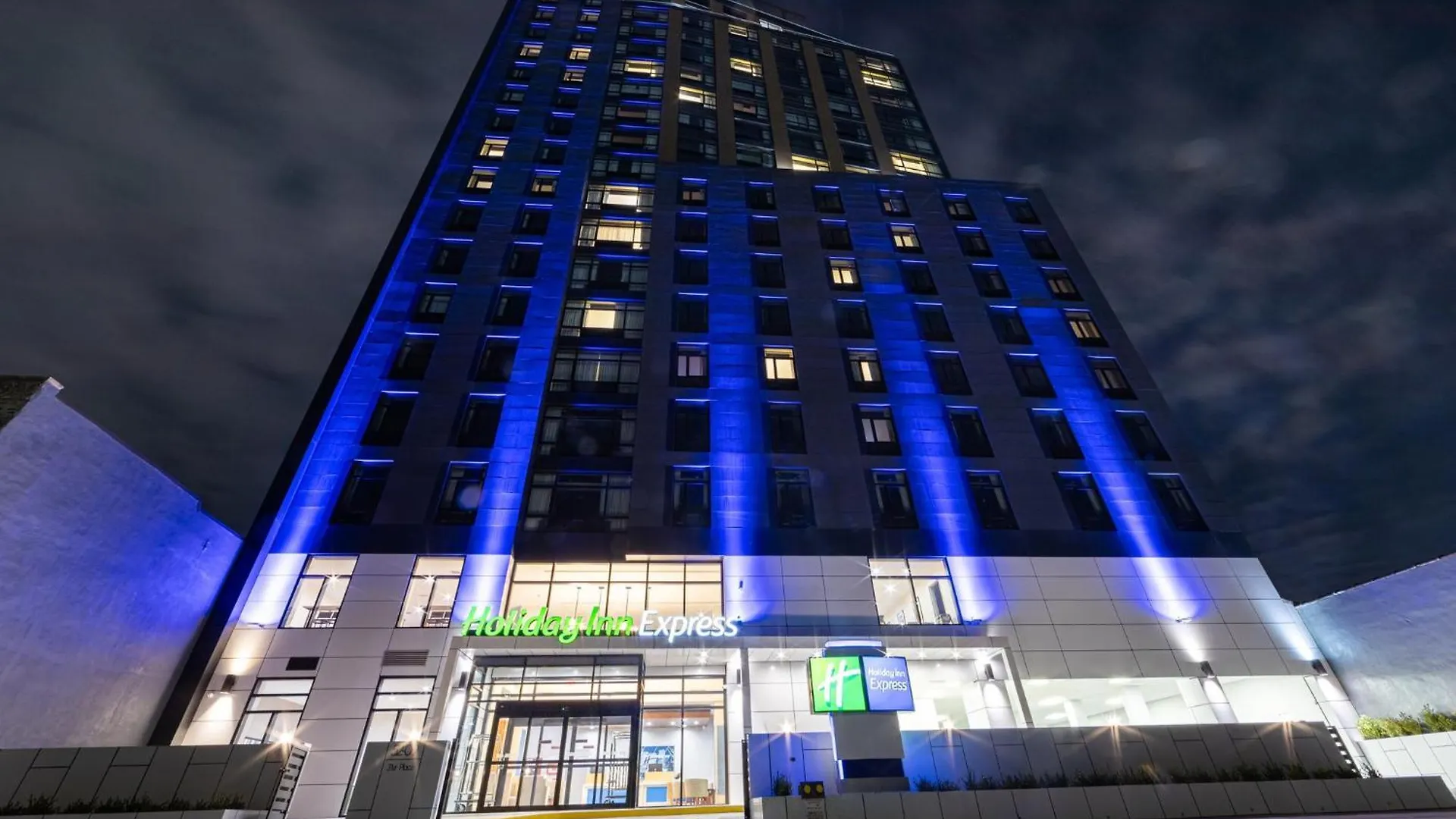 Holiday Inn Express Long Island City E - New York By Ihg Hotel