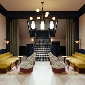Hotel Marqueen ****