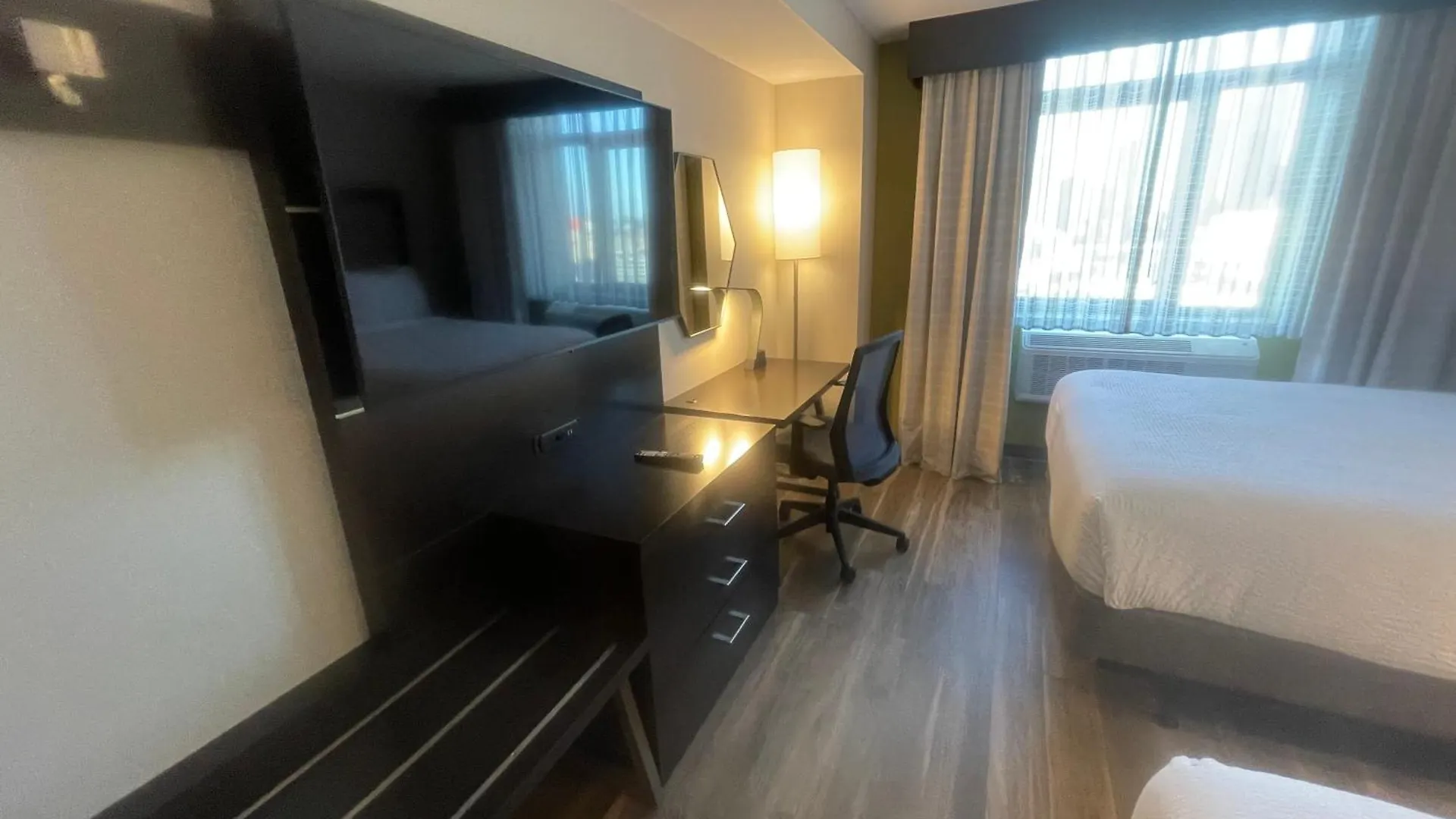 Hotel Holiday Inn Express Long Island City E - New York By Ihg