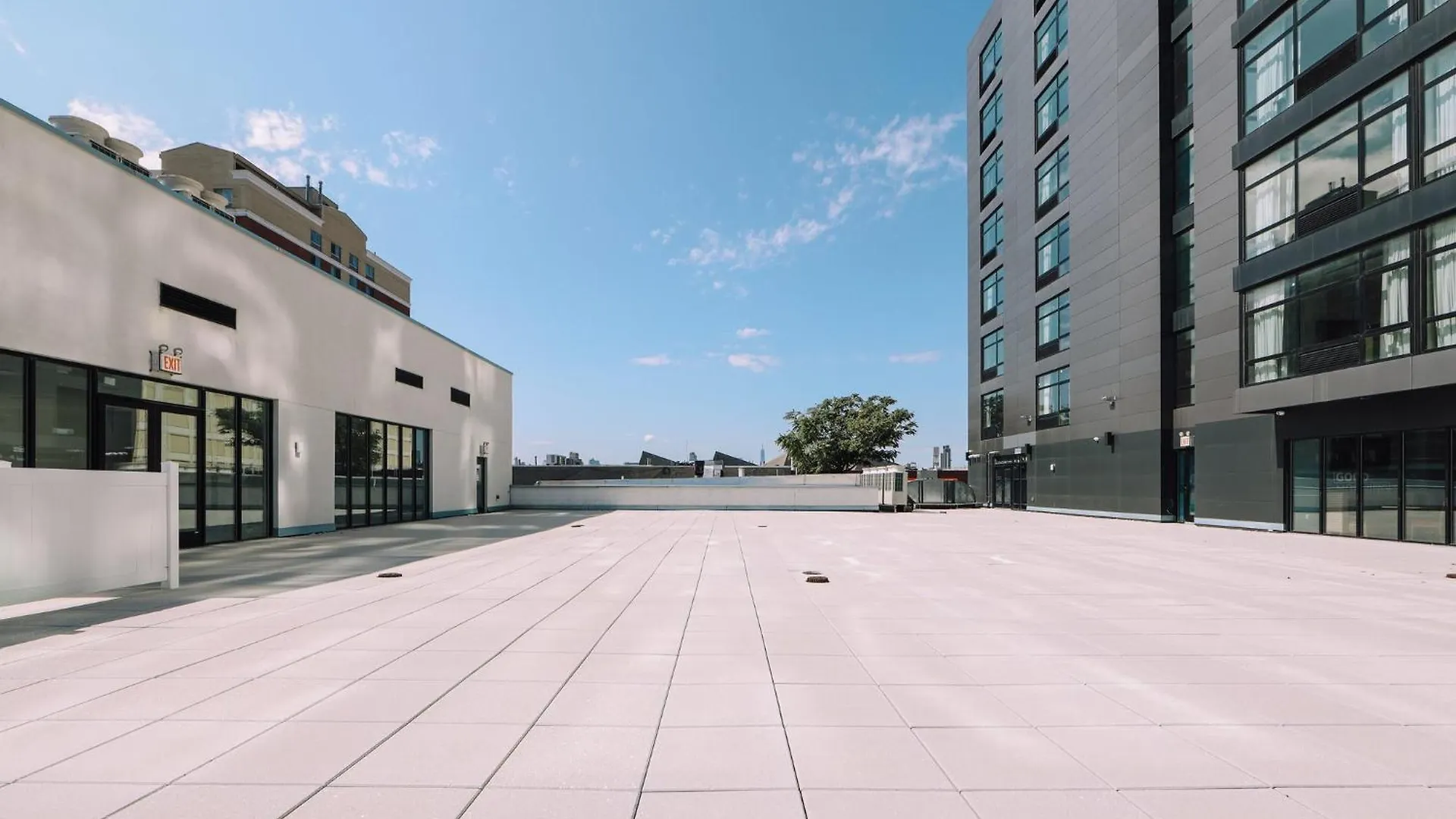 Holiday Inn Express Long Island City E - New York By Ihg