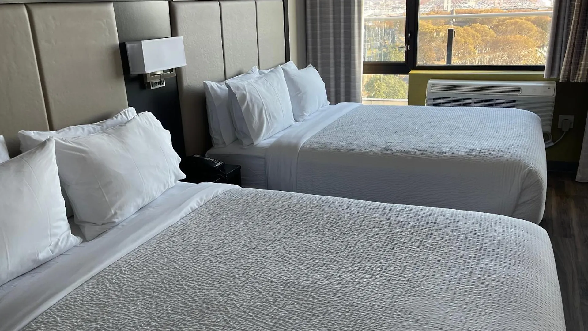 *** Hotel Holiday Inn Express Long Island City E - New York By Ihg United States