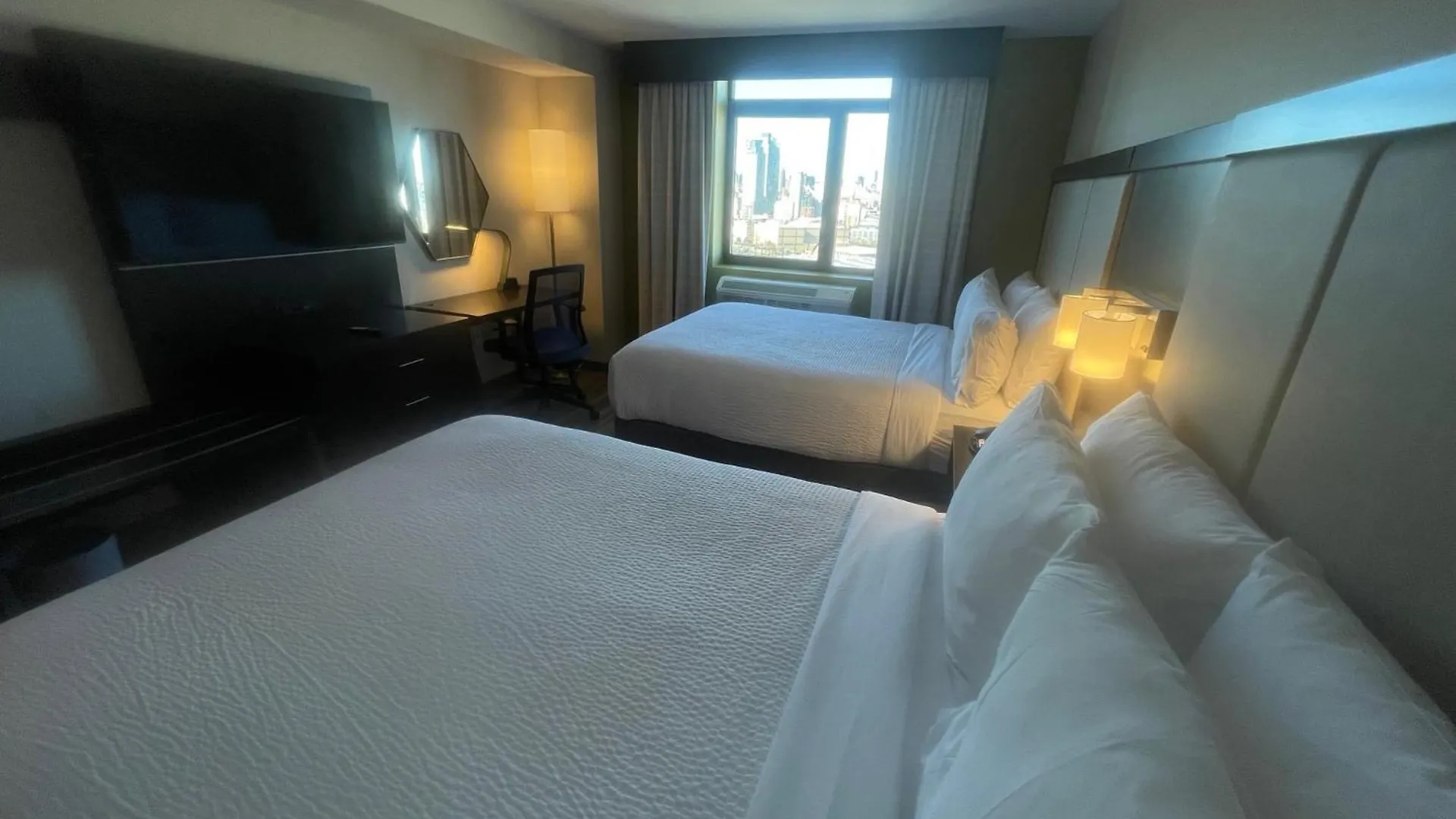 Holiday Inn Express Long Island City E - New York By Ihg 3*,  美国
